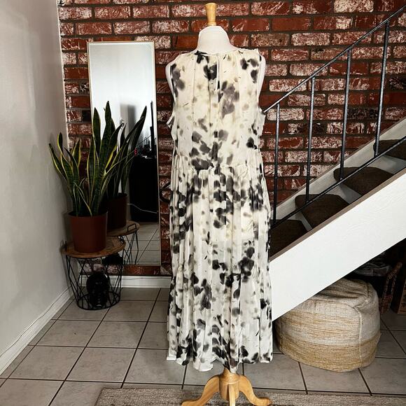 Sheer maxi dress - Picture 4 of 4